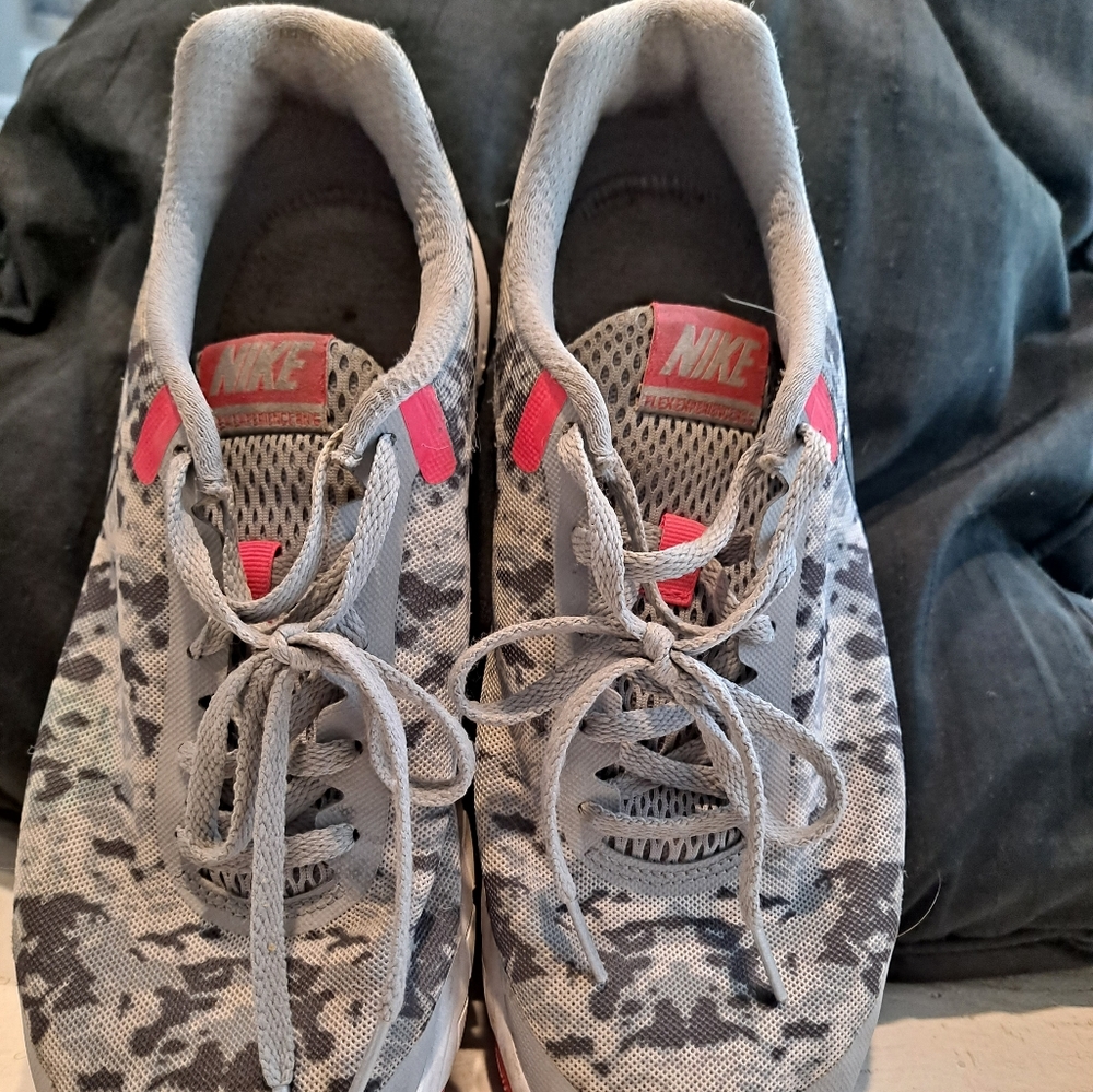 Nike size 9